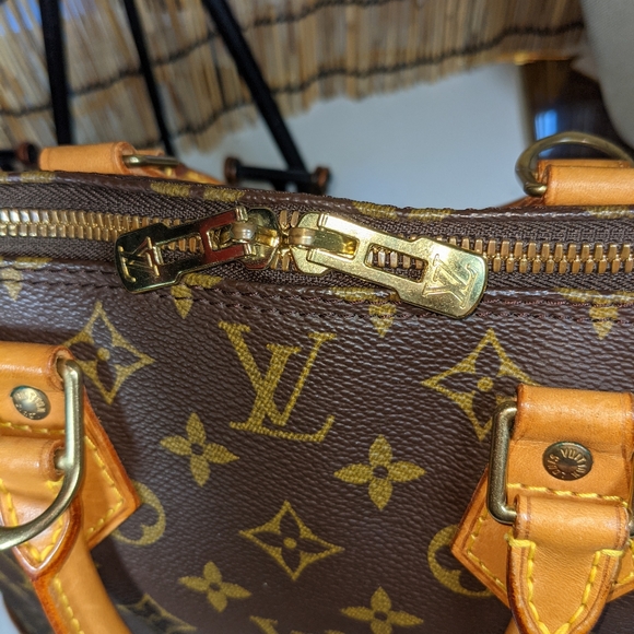 Louis Vuitton Alma handbag PM - Picture 6 of 12